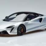 McLaren McLaren Artura Coupé Argent GT Spirit 1:18 1:18 Résine