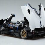 Pagani Pagani Zonda HP Barchetta Fibre de Carbone Blanc LCD 1:18 1:18 Metal