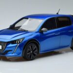 Peugeot Peugeot 208 GT Line Blau Otto 1:18 1:18 Résine