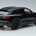 Volkswagen Volkswagen Touareg CR Schwarz FAW 1:18 1:18 Metal