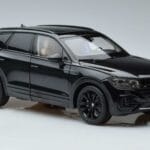 Volkswagen Volkswagen Touareg CR Schwarz FAW 1:18 1:18 Metal