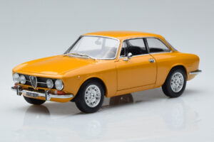 Alfa Romeo 1750 GTV Jaune Norev 1:18