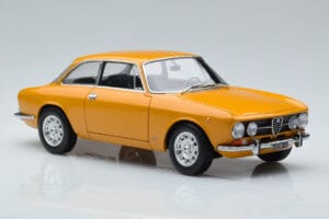 Alfa Romeo 1750 GTV Jaune Norev 1:18 187910 Métal — image 5 sur 7