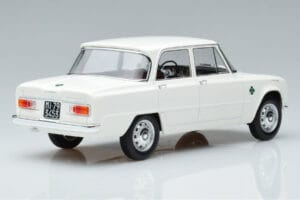 Alfa Romeo Giulia Ti Super Norev 1:18 187970 Métal — image 2 sur 6