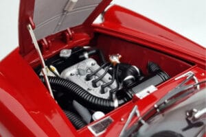 Alfa Romeo Giulietta SV #120 Mille Miglia 1956 Kyosho 1:18 08957A Métal — image 8 sur 9