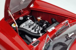 Alfa Romeo Giulietta SV #24 Targa Florio 1958 Kyosho 1:18 08957B Métal — image 8 sur 9