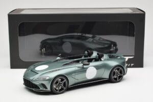 Aston Martin V12 Speedster Vert Metallic GT Spirit 1:18 GT906 Résine — image 6 sur 6
