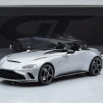 Aston Martin V12 Speedster Argent GT Spirit 1:18 - image 6 of 6