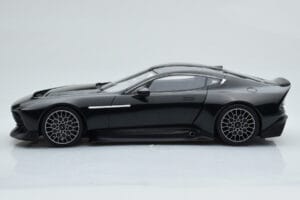 Aston Martin Victor Noir GT Spirit 1:18 GT428 Résine — image 3 sur 6