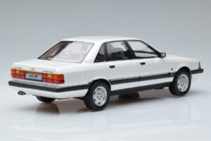 Audi 200 Quattro C3 Blanc Otto 1:18 OT408 Résine — image 2 sur 6