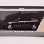 Audi A3 8P Cabriolet Noir Minichamps 1:43 - image 4 of 4