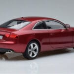 Audi A5 B8 Rouge Grenat Norev 1:18 188352 Métal - image 3 of 7
