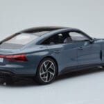 Audi E-Tron GT Gris GT Spirit 1:18 - image 2 of 6
