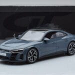 Audi E-Tron GT Gris GT Spirit 1:18 - image 6 of 6