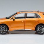 Audi Q3 F3 Orange FAW 1:18 05730Q32019 Métal - image 4 of 7