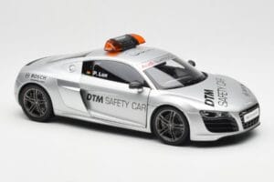 Audi R8 5.2 DTM Safety Car 2010 Kyosho 1:18 09216DTM Métal — image 6 sur 8