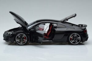 Audi R8 Performance Noir Kengfai 1:18 VAKF-0353 Métal — image 4 sur 10