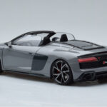 Audi R8 Spyder Performance Nardo Gris Kengfai 1:18 - image 8 of 11