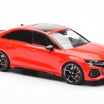 Audi RS3 8Y Berline Rouge MCG 1:18 - image 4 of 6