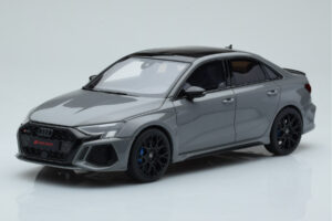 Audi RS3 8Y Berline Performance Edition Gris GT Spirit 1:18