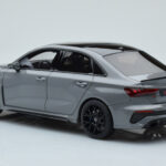 Audi RS3 8Y Berline Performance Edition Gris GT Spirit 1:18 - image 5 of 6