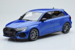 Audi RS3 8Y Sportback Performance Edition Nagaro Bleu GT Spirit 1:18