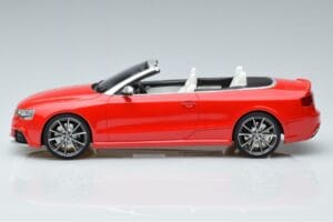 Audi RS5 B8 Cabriolet Rouge GT Spirit 1:18 GT724 Résine — image 3 sur 5