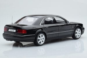 Audi S8 D2 Noir Otto 1:18 OT082 Résine — image 2 sur 6