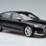 Audi S8 D5 Mythos Noir Asia Edition GT Spirit 1:18 CLDC019 Résine - image 4 of 6