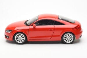 Audi TT 8J Rouge Métallique Minichamps 1:18 100015021 Métal — image 4 sur 8
