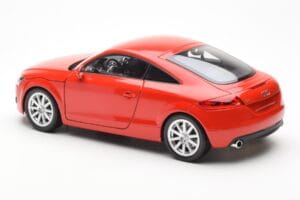 Audi TT 8J Rouge Métallique Minichamps 1:18 100015021 Métal — image 7 sur 8