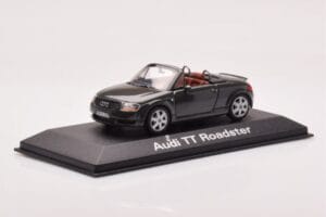 Audi TT 8N Roadster Gris Minichamps 1:43 430017235 Métal — image 2 sur 4
