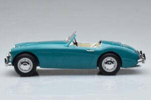 Austin-Healey 3000 Mk1 Roadster Norev 1:18 182600 Métal — image 3 sur 6
