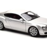 Bentley Continental GT Argent Minichamps 1:18 100139021 - image 6 of 8
