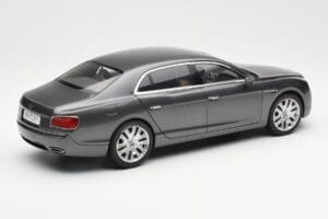 Bentley Flying Spur W12 Granite Gris Kyosho 1:18 08891GN Métal — image 3 sur 8