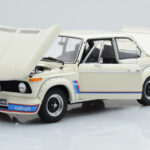 BMW 2002 Turbo Blanc Kyosho 1:18 - image 2 of 8