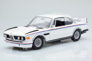 BMW 3.0 CSL E9 Blanc Dealer Edition Minichamps 1:18