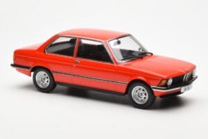 BMW 318 E21 Rouge KK-Scale 1:18 KKDC180041 Métal — image 4 sur 6