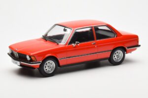 BMW 318 E21 Rouge KK-Scale 1:18