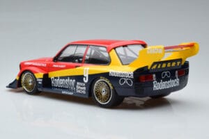 BMW 320 Group 5 #9 F. Albert DRM Norisring 1979 MCG 1:18 MCG18808R Métal — image 5 sur 6