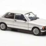 BMW 323i E21 Aspen Argent AUTOart 1:18 - image 6 of 8