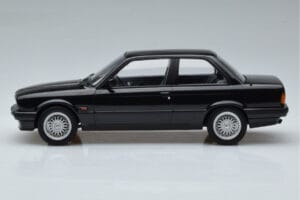 BMW 325i E30 Noir Norev 1:18 183203 Métal — image 3 sur 6