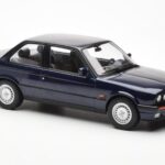 BMW 325i E30 Bleu Métallique Norev 1:18 - image 4 of 6