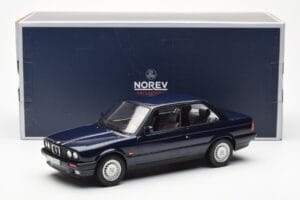 BMW 325i E30 Bleu Métallique Norev 1:18 183201 Métal — image 6 sur 6