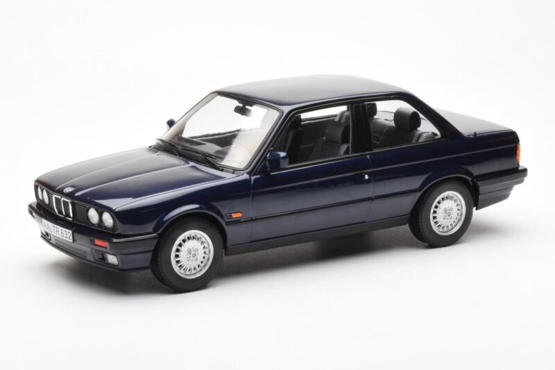 BMW 325i E30 Bleu Métallique Norev 1:18