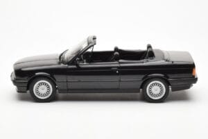 BMW 325i E30 Cabriolet Noir Métallique Norev 1:18 183211 Métal — image 3 sur 6