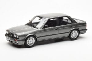 BMW 325i E30 Berline Dolphin Gris Otto 1:18