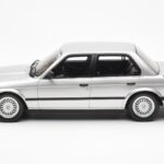 BMW 325i E30 Argent Otto 1:18 - image 3 of 6