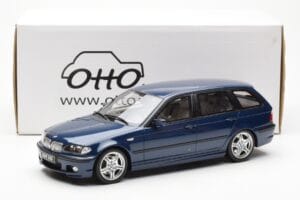 BMW 330i E46 Touring Bleu Otto 1:18 OT251 Résine — image 6 sur 6