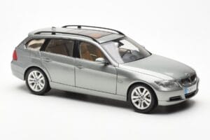 BMW 330i E91 Touring Gris Metallic Kyosho 1:18 80430394359 Métal — image 6 sur 8